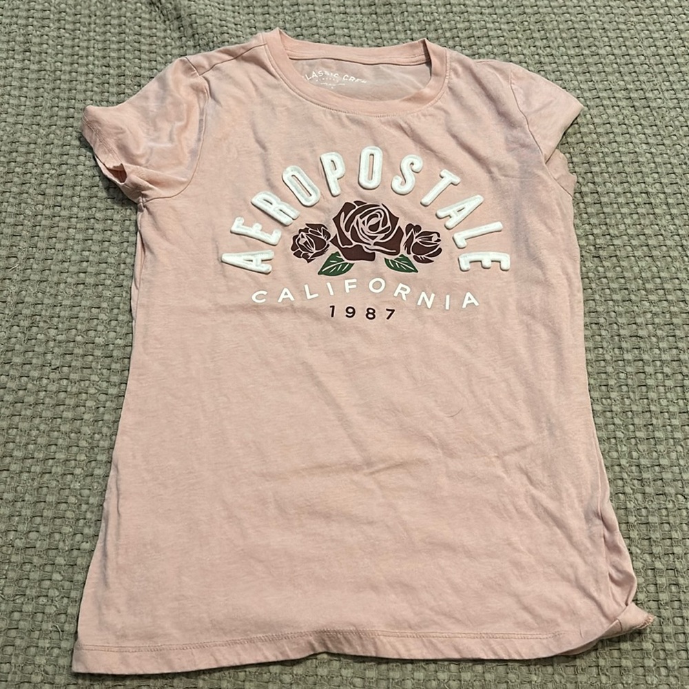 Aeropostale shirt L